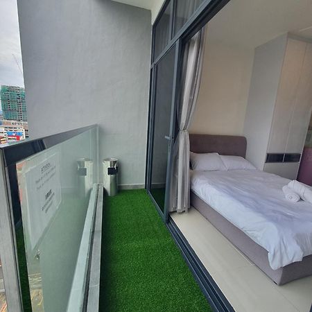 Kota Kinabalu City The Shore - Lucky 7 Homestay ภายนอก รูปภาพ