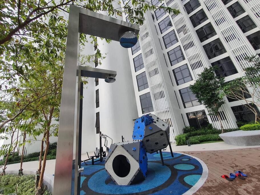 Kota Kinabalu City The Shore - Lucky 7 Homestay ภายนอก รูปภาพ