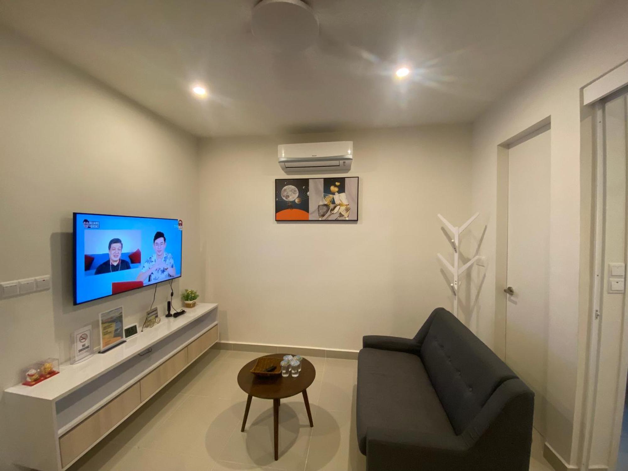 Kota Kinabalu City The Shore - Lucky 7 Homestay ภายนอก รูปภาพ